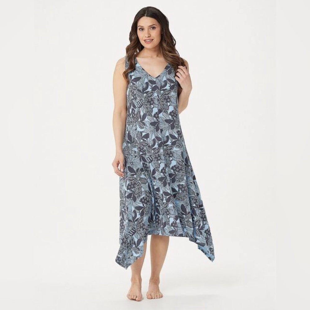 AnyBody Aqua Mint Floral Cozy Knit Sharkbite‎ Hem